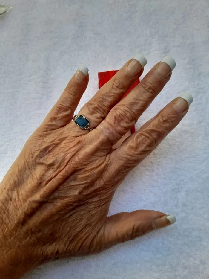 Bague pierre noire,  taille 60, couleur argentée - photo numéro 4