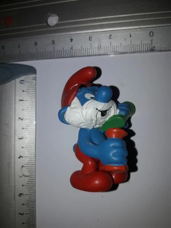 Schtroumpf figurine