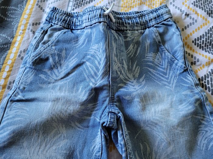 short kiabi 8ans (4e) - photo numéro 2