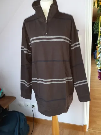 Pull zip