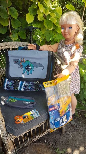 Cartable trolley Handcrafted  dino + trousse Handcrafted + ciseaux dino + Big Pack Bic