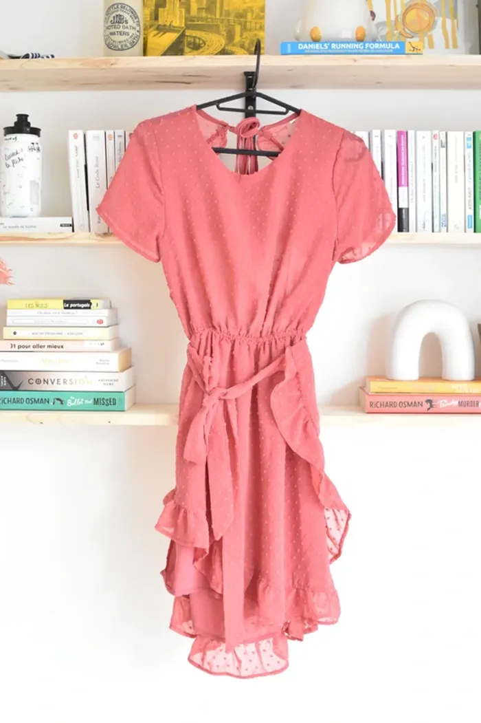 Robe en taille S - Très bon état - photo numéro 2