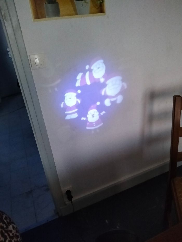 Projecteur lumineux avec motifs - photo numéro 4