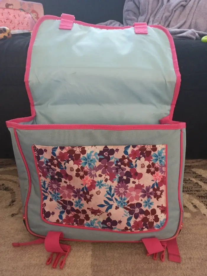 Cartable - photo numéro 2