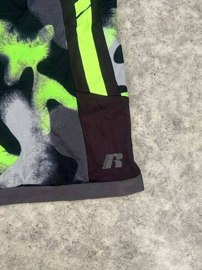 Short Russell XL enfant/14-16 ans camouflage noir & vert fluo - photo numéro 5