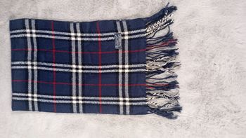 Écharpe Burberry Bleu Nuit Made in England 