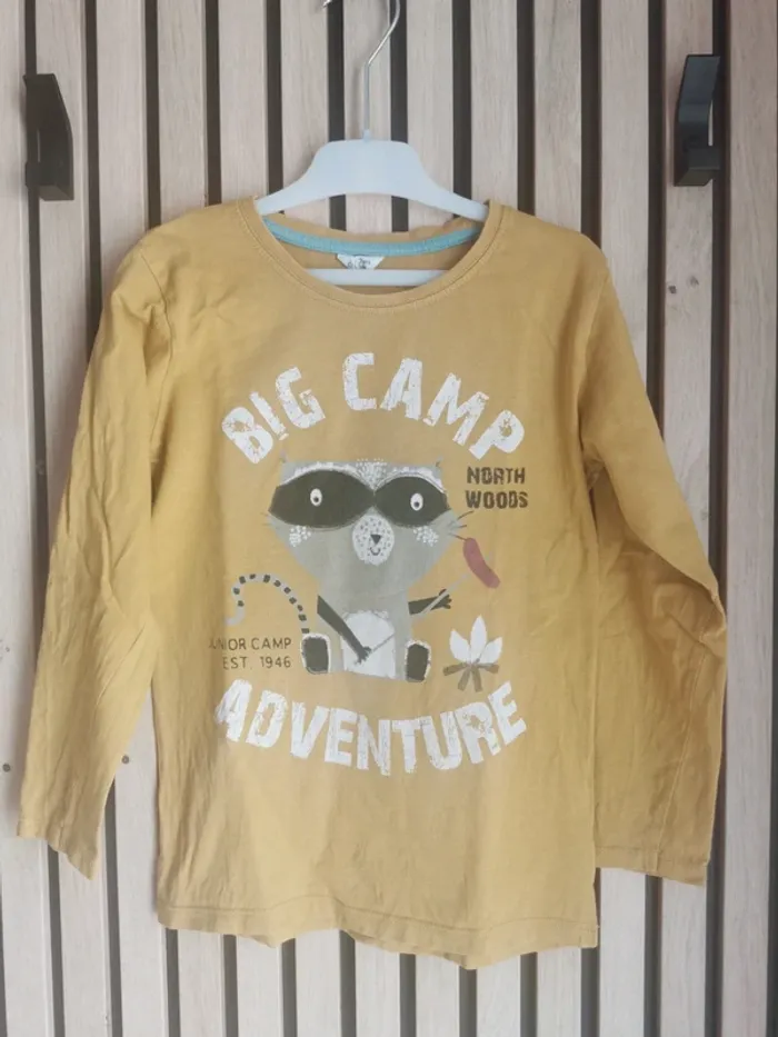 T shirt manches longues taille 6/7 ans - photo numéro 2