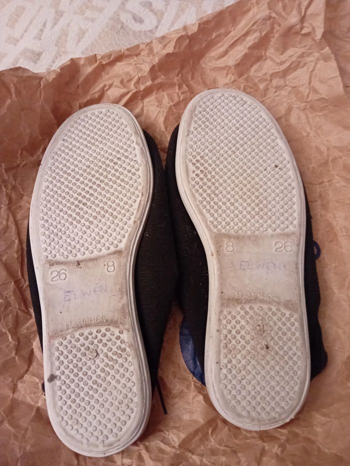 Rythmiques / Chaussons de gym en taille 26 - photo numéro 2