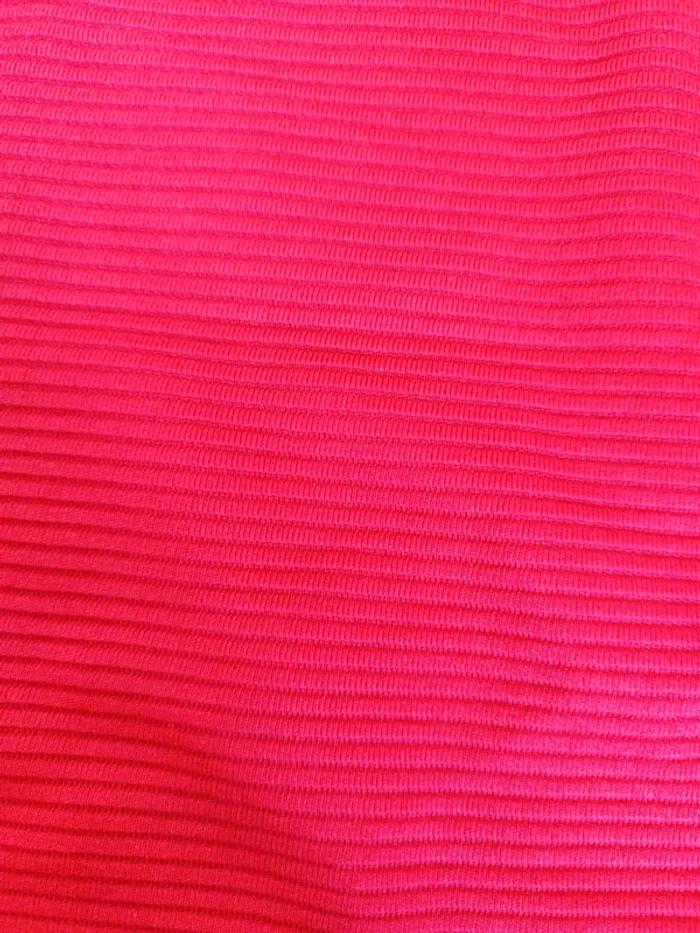 Débardeur rouge - photo numéro 2