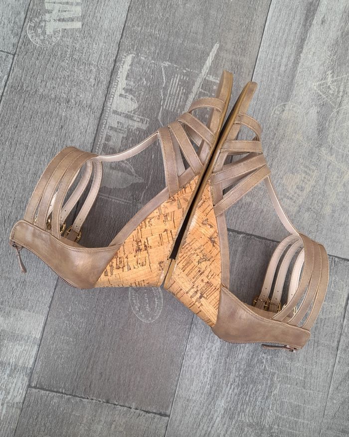 Escarpins / Sandales à talon compensé et à brides - Casual by Gémo - photo numéro 9