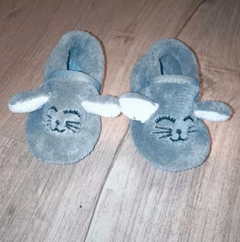 Chaussons naissance mixtes lapins pour bébé