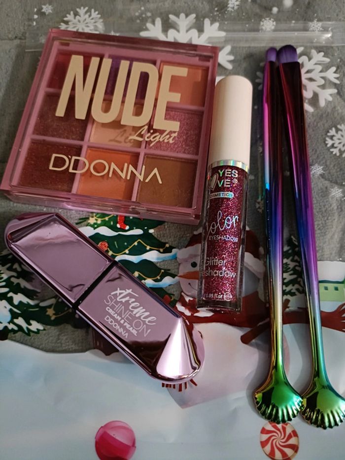 Lot ensemble 3 maquillages 2 accessoires - photo numéro 5