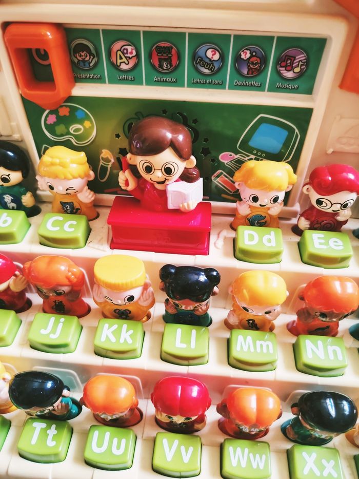 🎒Jeu interactif sonore Mon école ABC learning classroom marque Vtech - photo numéro 4