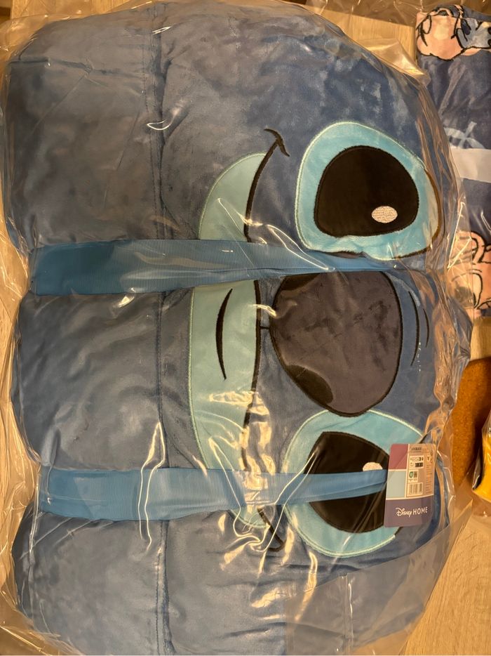 Coussin 3 D Stitch - photo numéro 3