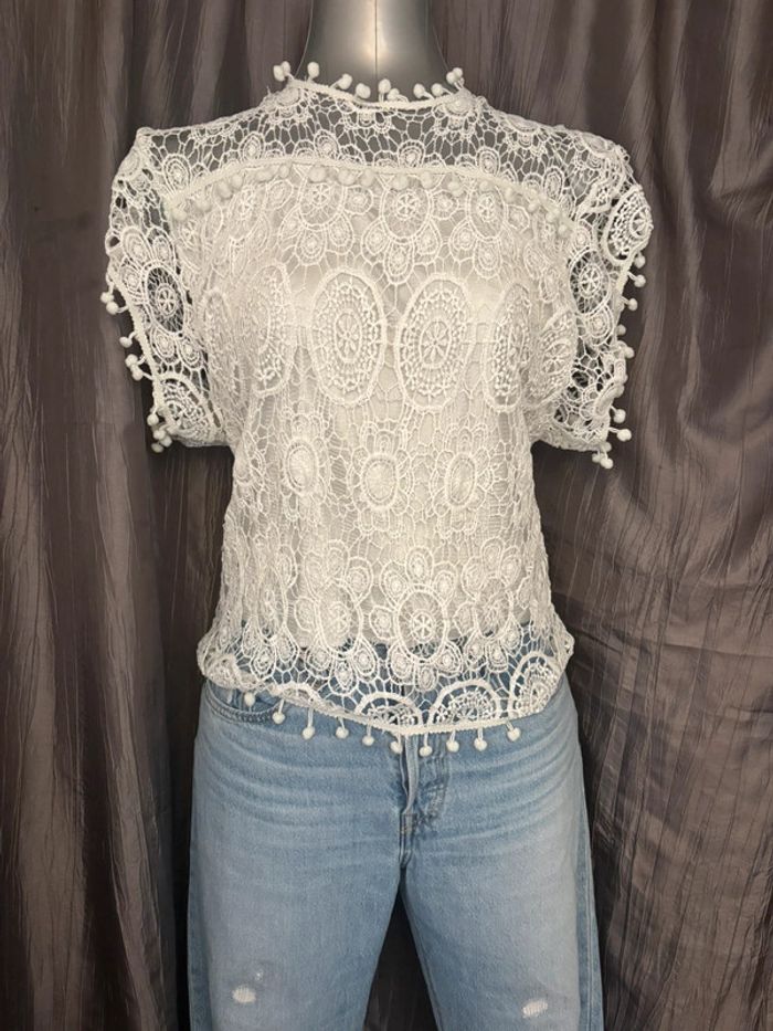 Blouse bohème blanche dentelle/crochet et pompons 36/38