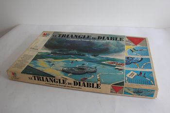 MB Le Triangle du Diable 1977