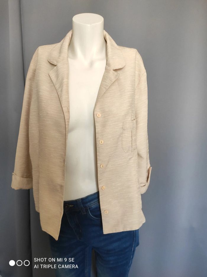 Veste Celaia beige taille 42 très bon état