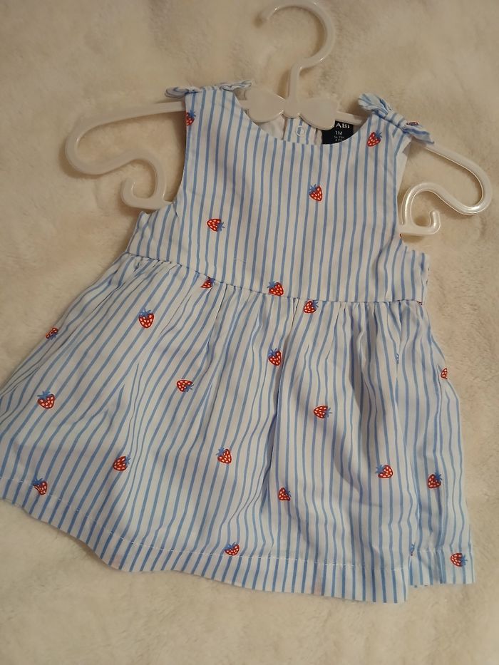 Vêtements bébé 1 mois - photo numéro 2