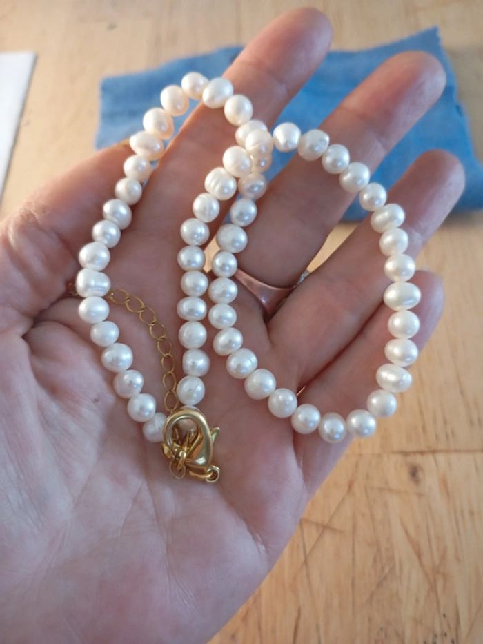 Superbe collier eau douce