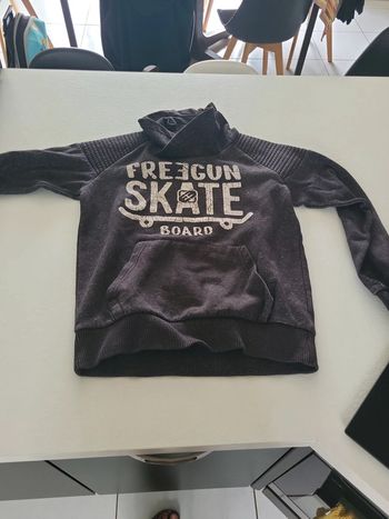Pull freegun 14 ans