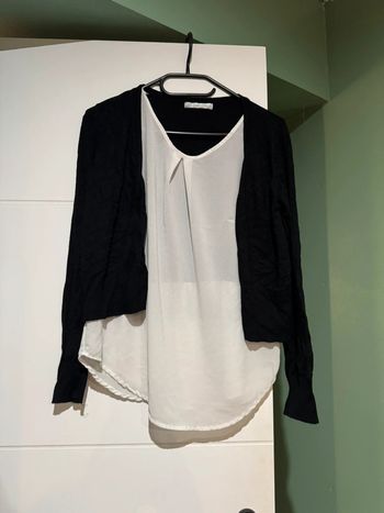 Pull noir tulle blanche