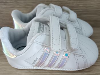 Baskets Adidas bébé