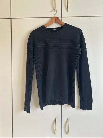 Pull léger à manche longue noir