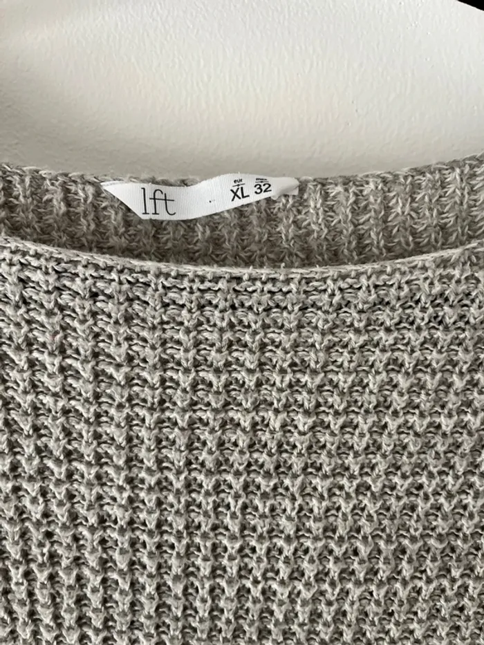 Pull gris - photo numéro 3