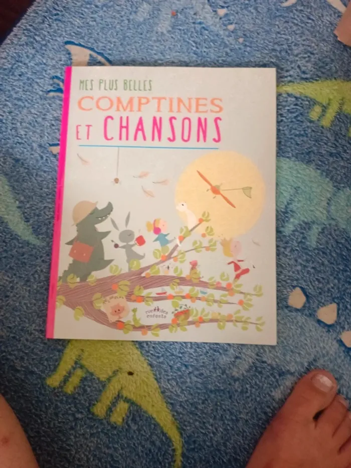 Livre enfant comptines et chansons