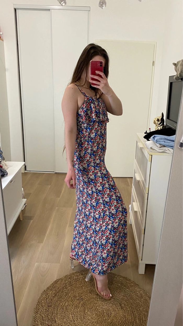 Robe longue fleurie - photo numéro 2