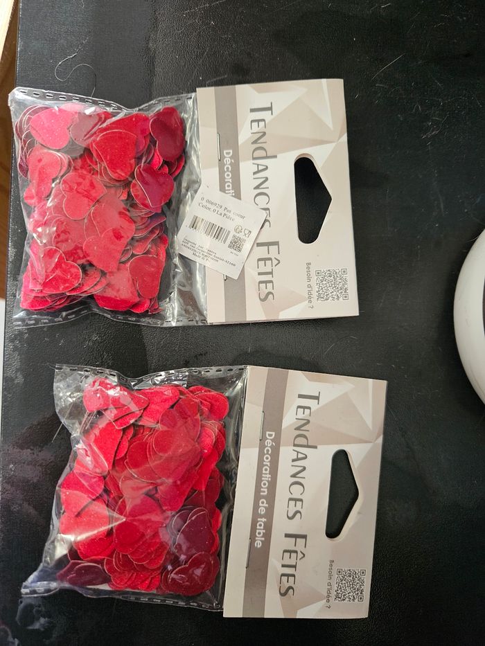 Lot de 2 sachets - décoration de table cœur