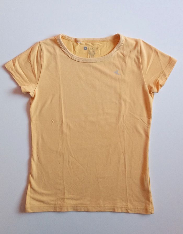 T-shirt Domyos taille 38