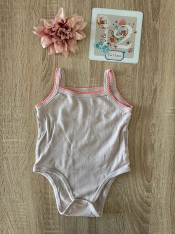 Body fines bretelles rose Kiabi 12 mois BE