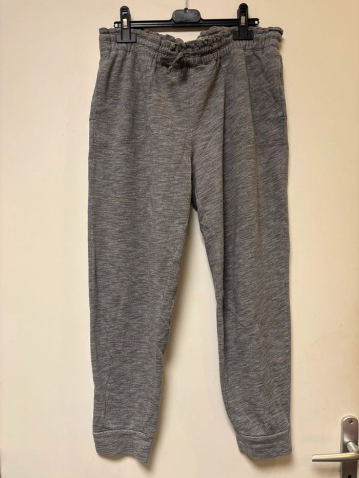 Pantalon gris confortable Hollister taille 38