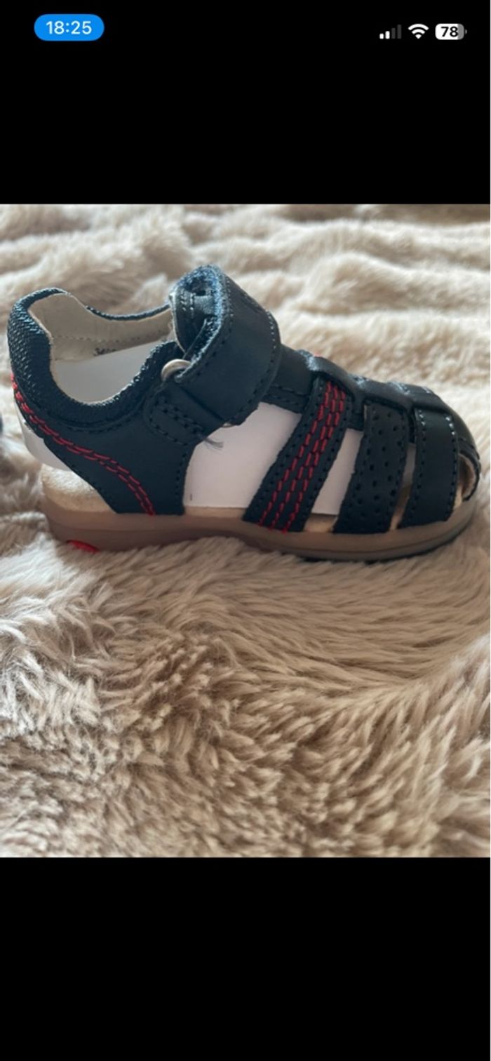 Sandales Kickers Platinium marine neuves – taille 20 - photo numéro 10