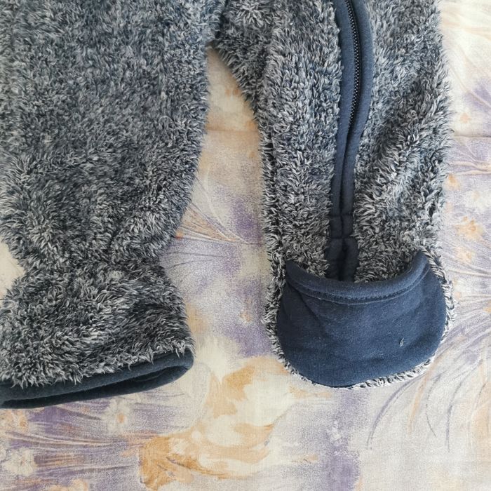 Combinaison 6 mois - photo numéro 4