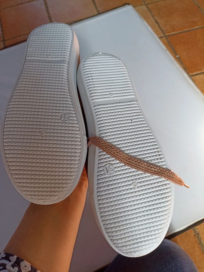 Basket rose bronze taille 31 - photo numéro 4