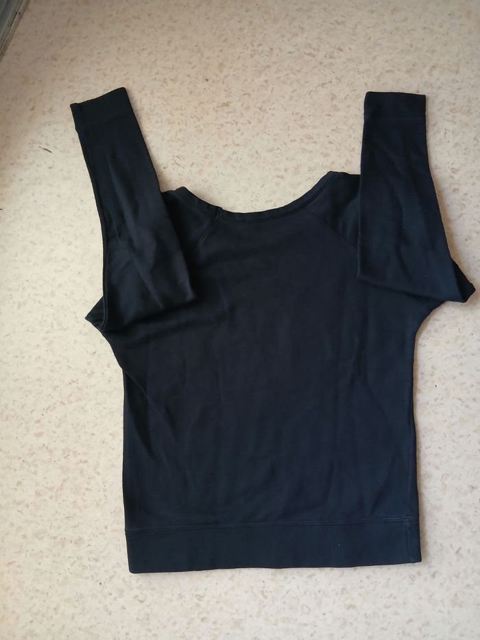 Pull noir Lacoste - photo numéro 3