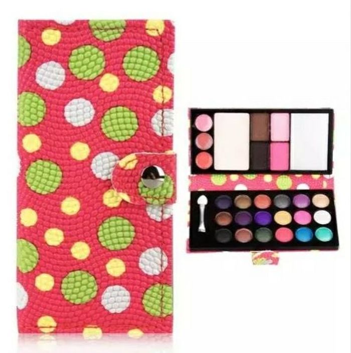 Palette tout en un rouge