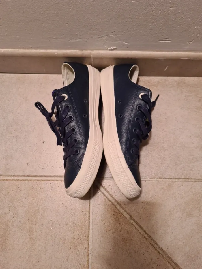 Converse basses en cuir bleu marine neuve - photo numéro 13