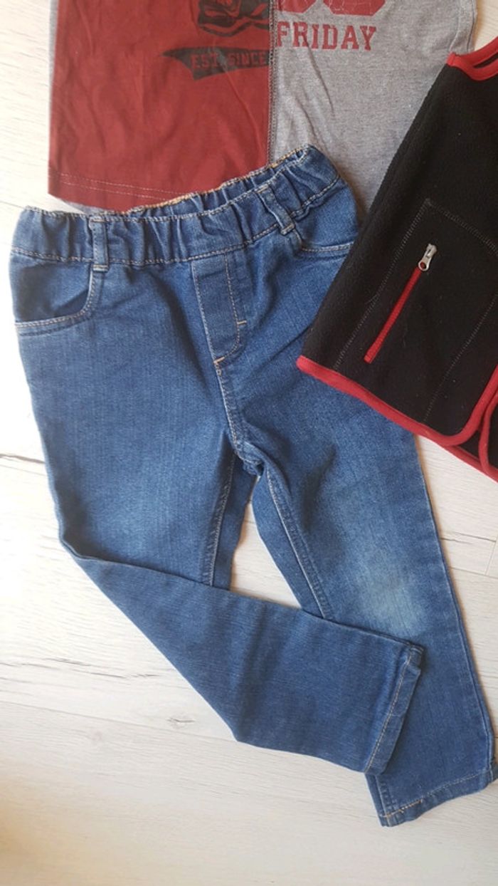 Lot de 3 articles garçon 4ans - photo numéro 2