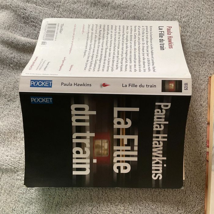 #la fille du train Paula Hawkins ( - photo numéro 4