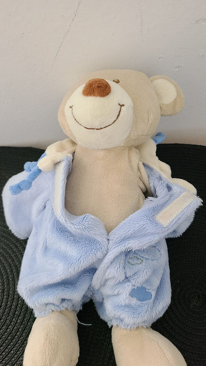Doudou peluche ours bleu beige Combinaison Pyjama bleue Avion nuage - photo numéro 4