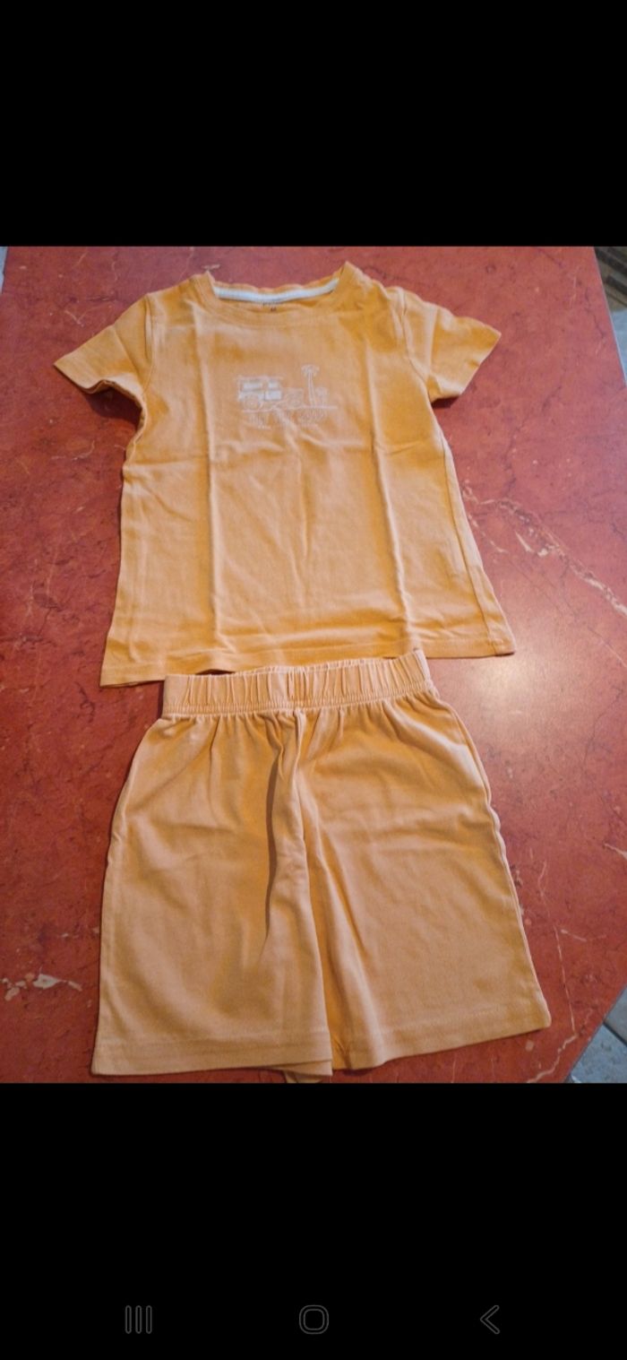Pyjashort garçon taille 4 ans - photo numéro 2