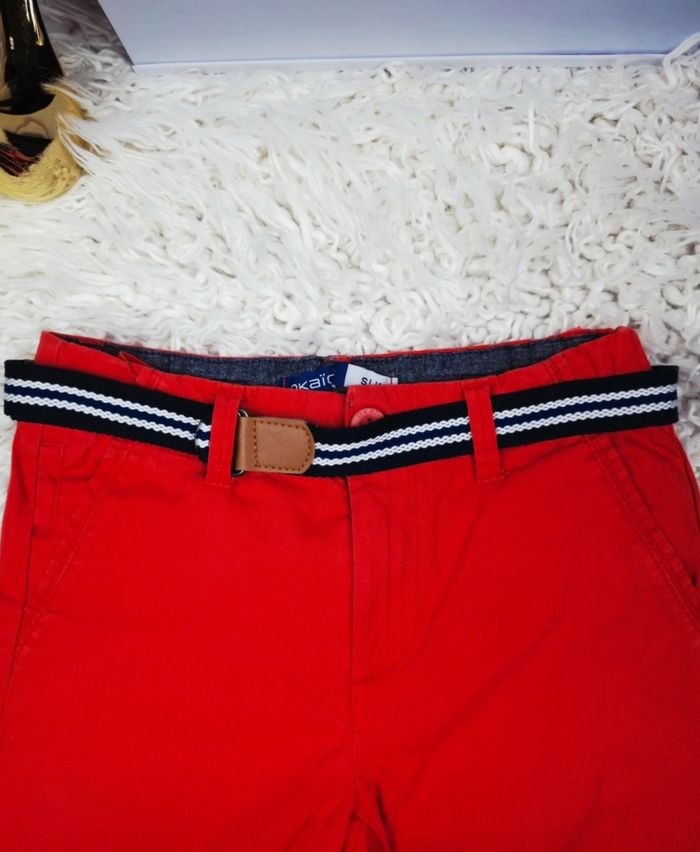 Bermuda slim rouge Garçon taille 9 ans marque Okaidi 🎸 - photo numéro 4