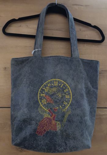 Sac cabas "femme et horloge"
