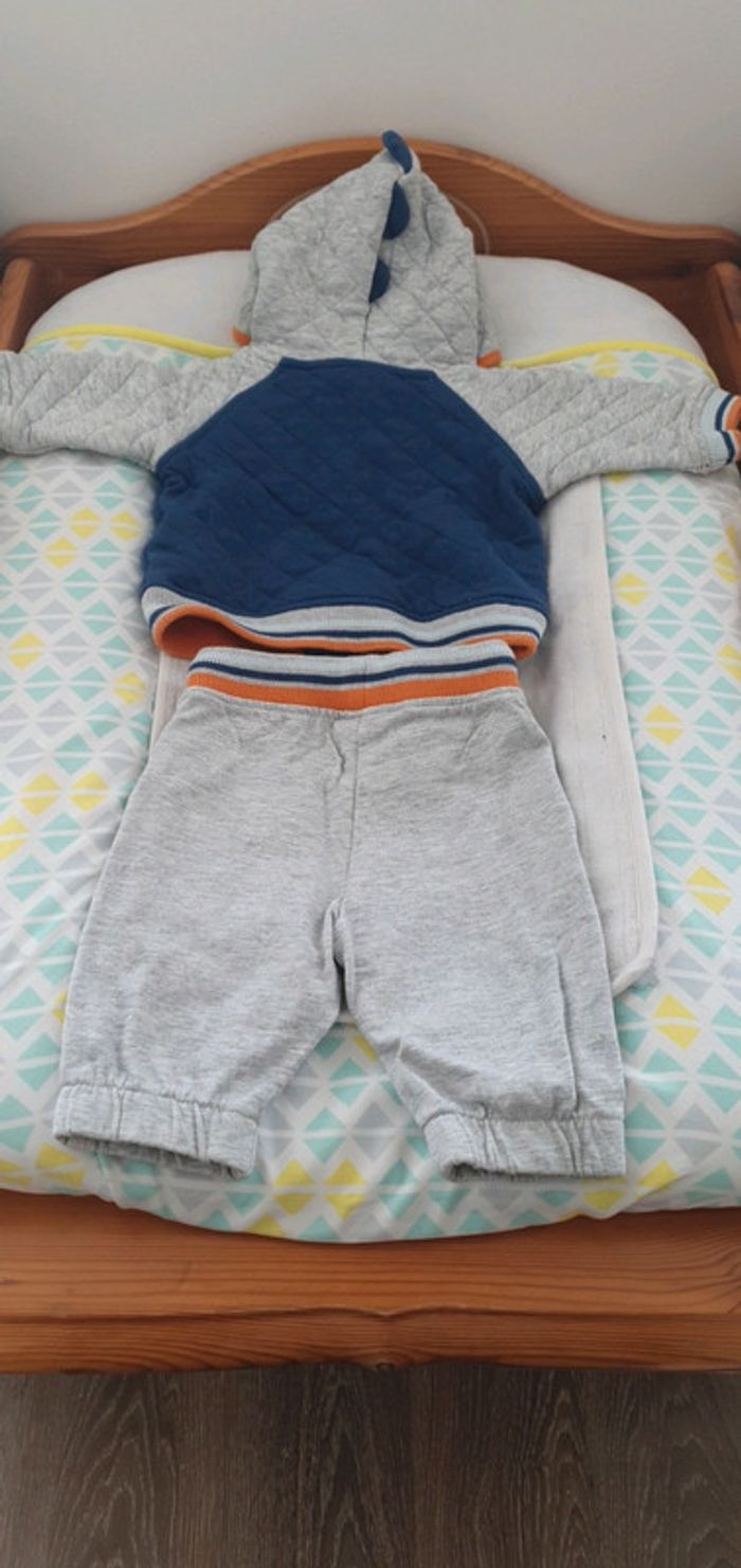 Ensemble survêtement 3 mois - photo numéro 4