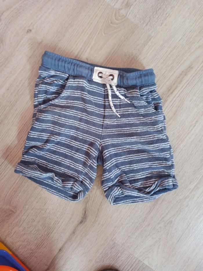 Short Kiabi 4 ans