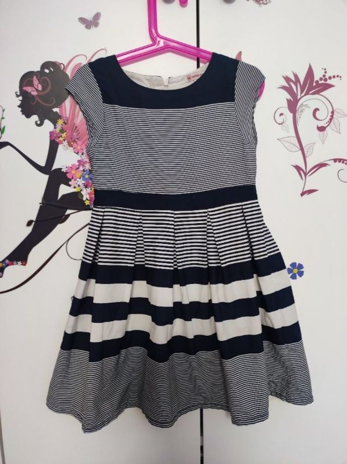 Robe 8 ans
