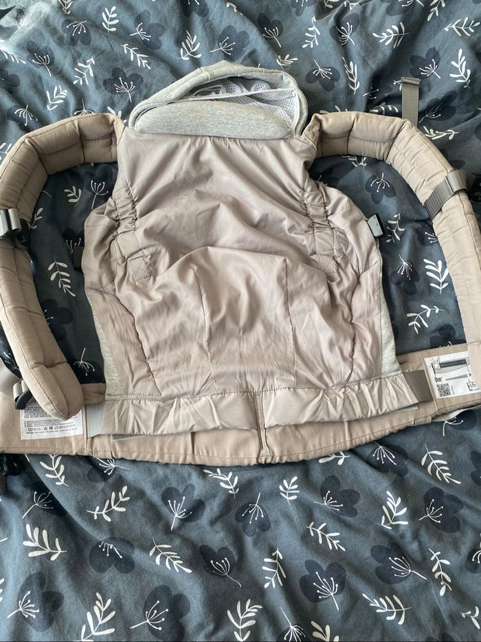Porte bébé hoodie carrier 2 - photo numéro 2